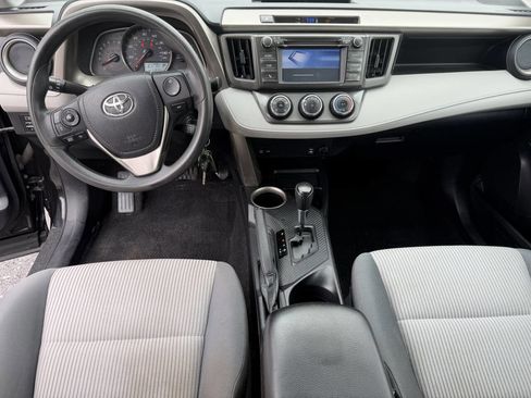 Used 2014 Toyota RAV4 LE AWD/4WD image 10