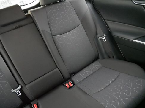 Used 2020 Toyota RAV4 XLE w/ XLE Grade Weather Package image 14