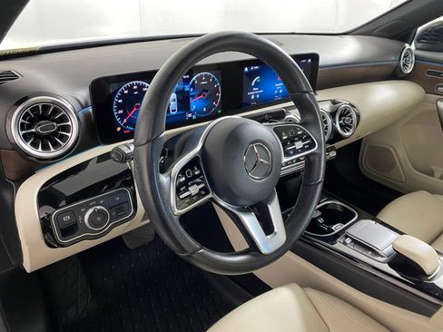 Used 2022 Mercedes-Benz A 220 4MATIC image 4