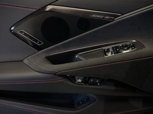 Used 2023 Chevrolet Corvette Stingray Premium Cpe w/ Z51 Performance Package image 16