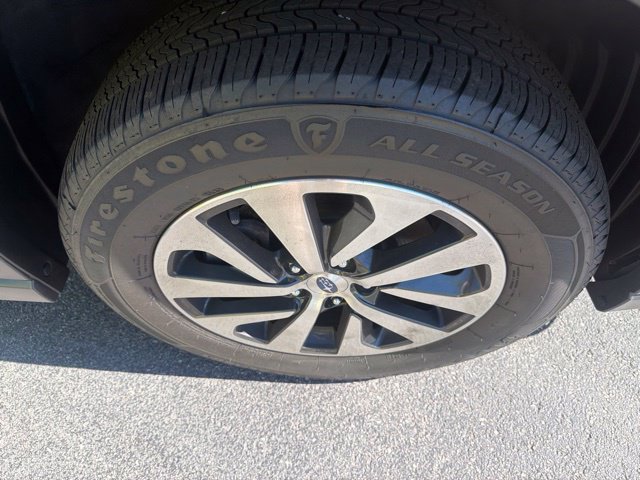 Used 2024 Subaru Outback Premium AWD/4WD image 12