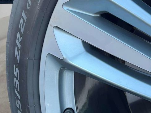 Used 2024 Bentley Continental GT image 34