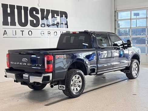 Used 2024 Ford F250 Lariat w/ Chrome Package image 5