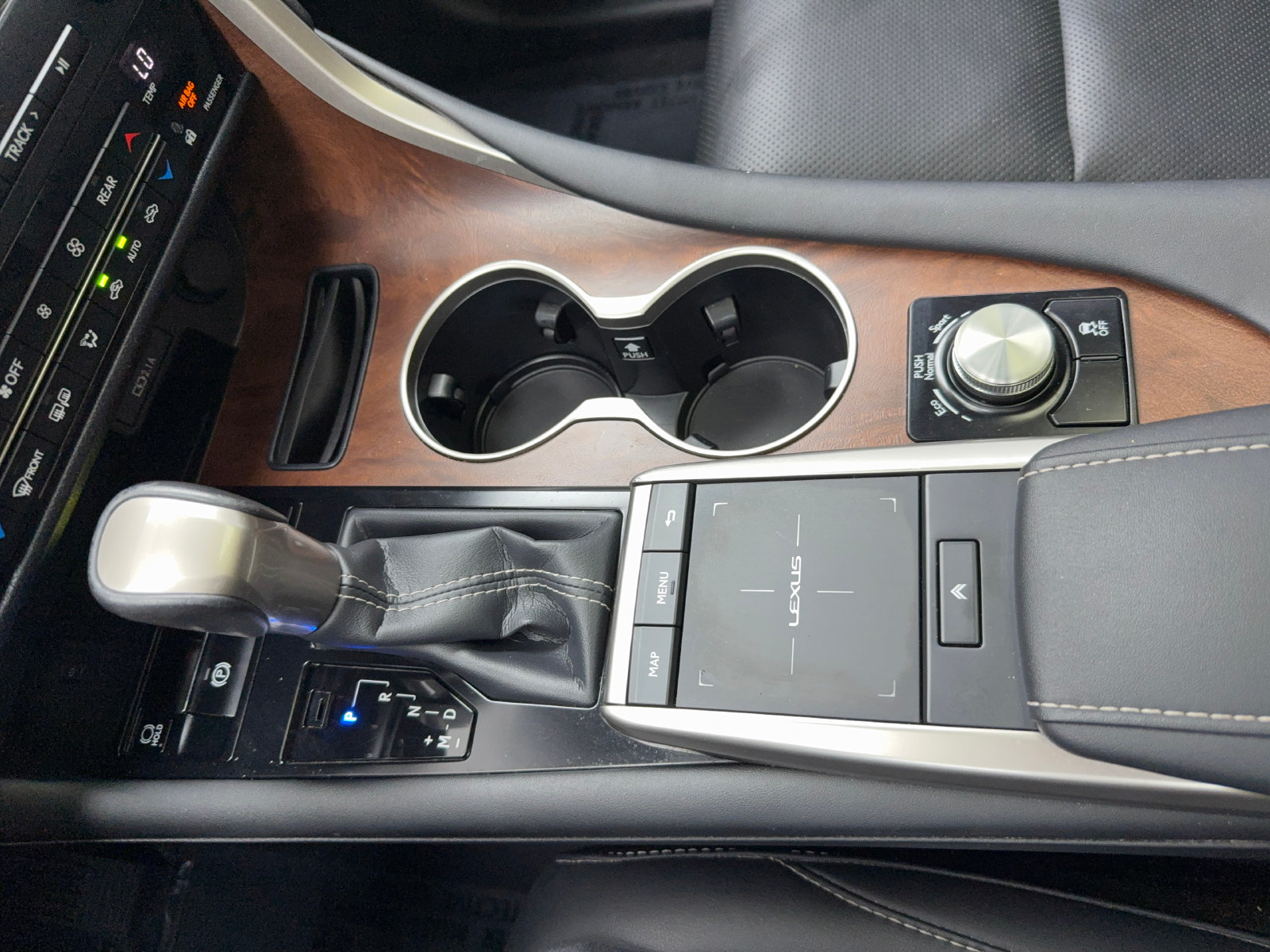 Used 2021 Lexus RX 350L FWD w/ Premium Package image 31