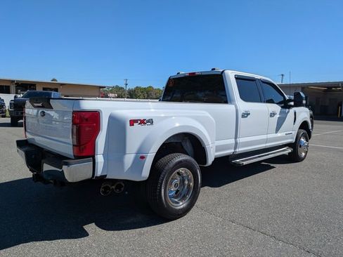 Used 2022 Ford F350 XLT w/ XLT Premium Package image 3