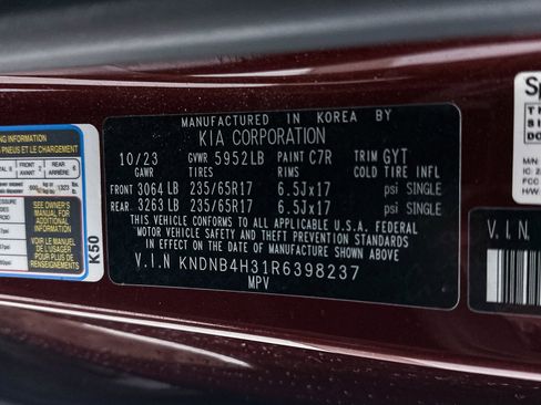 Certified 2024 Kia Carnival LX image 37