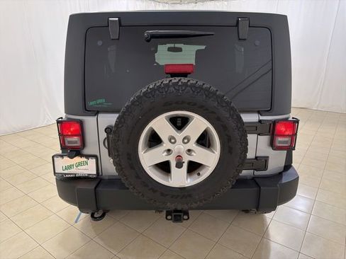 Used 2014 Jeep Wrangler Unlimited Sport w/ Quick Order Package 24S AWD/4WD image 4