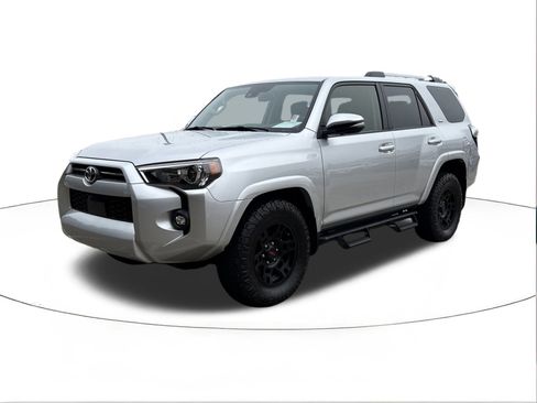 Used 2023 Toyota 4Runner SR5 Premium w/ Moonroof Package image 7
