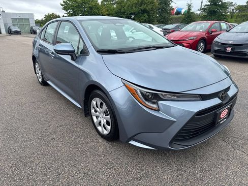 Used 2024 Toyota Corolla LE FWD image 10