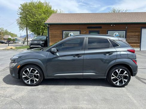 Used 2022 Hyundai Kona Limited image 8