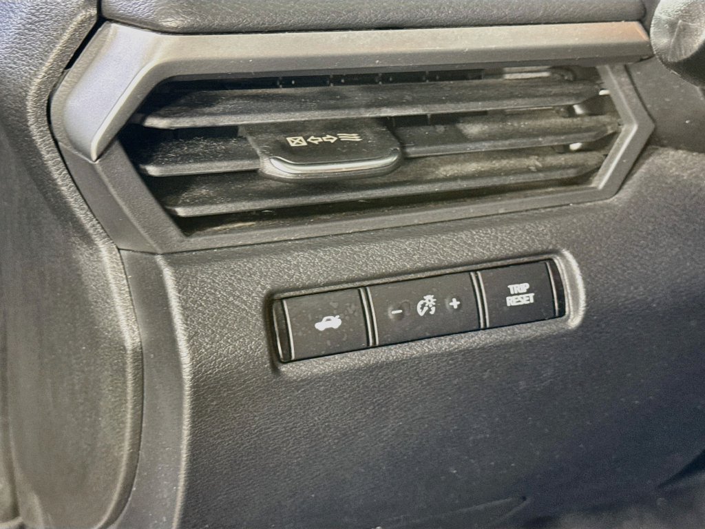 Used 2020 Nissan Altima 2.5 S FWD image 10