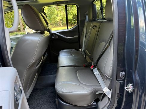 Used 2019 Nissan Frontier SL AWD/4WD image 53