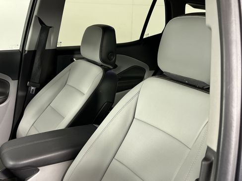 Used 2019 GMC Terrain SLT w/ Preferred Package AWD/4WD image 17