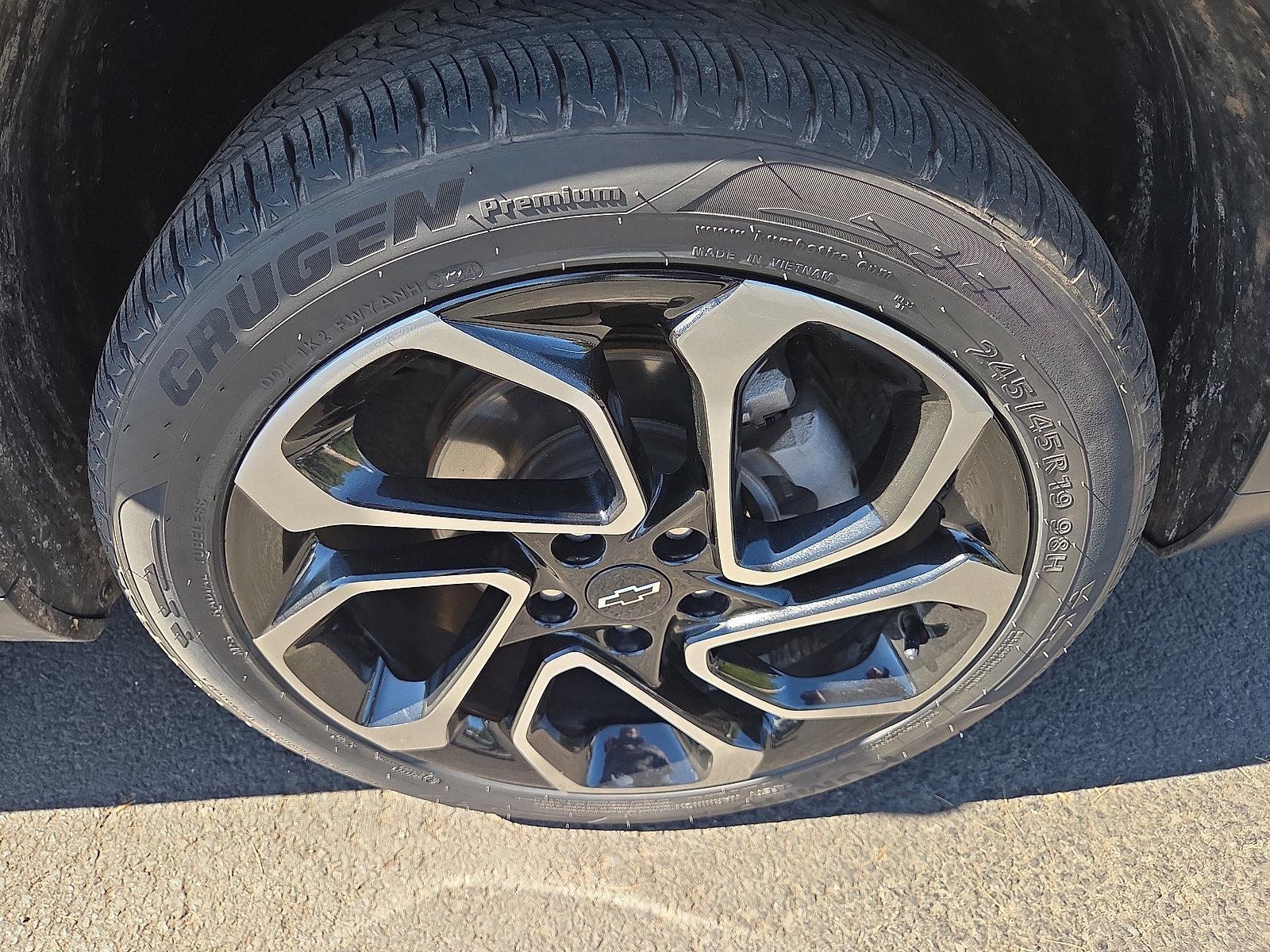Used 2024 Chevrolet Trax RS w/ Sunroof Package FWD image 9