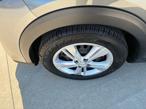 Used 2024 Nissan Kicks S image 16