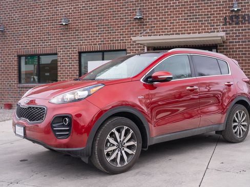 Used 2017 Kia Sportage EX w/ EX Premium Package AWD/4WD image 1