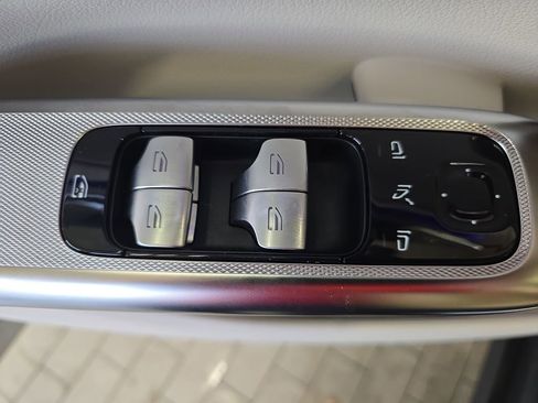 Certified 2024 Mercedes-Benz GLC 300 GLC 300 image 32