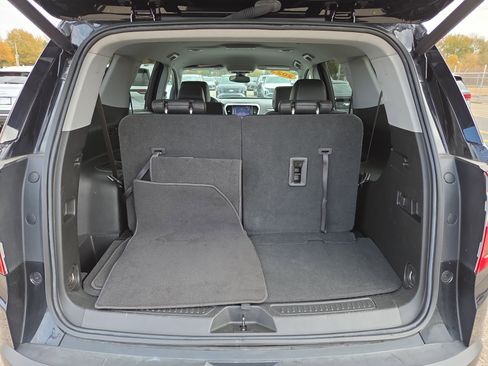 Used 2023 GMC Acadia SLT image 10