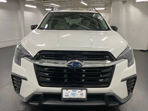 Used 2024 Subaru Ascent Limited w/ Technology Package AWD/4WD image 3
