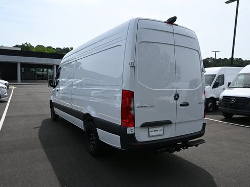 Used 2026 Mercedes-Benz Sprinter 3500 image 4