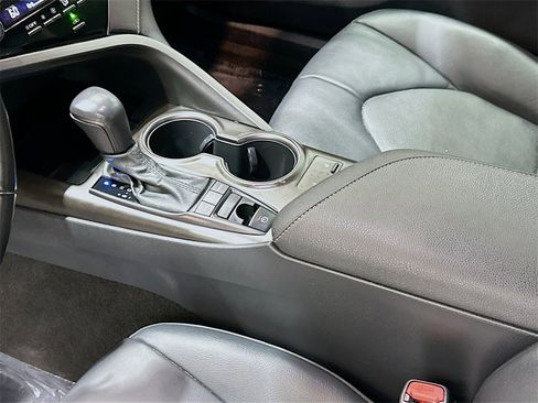 Used 2021 Toyota Camry XSE w/ Carpet Mat Package (TMS) image 17