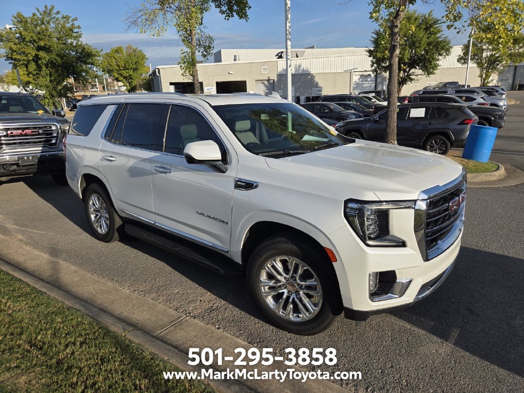 Used 2021 GMC Yukon SLT w/ SLT Premium Package AWD/4WD image 3