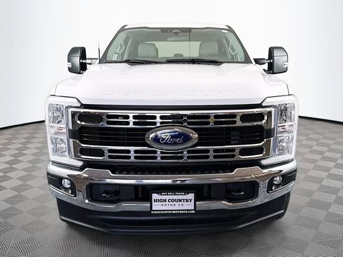 Used 2024 Ford F350 XLT w/ FX4 Off-Road Package AWD/4WD image 2