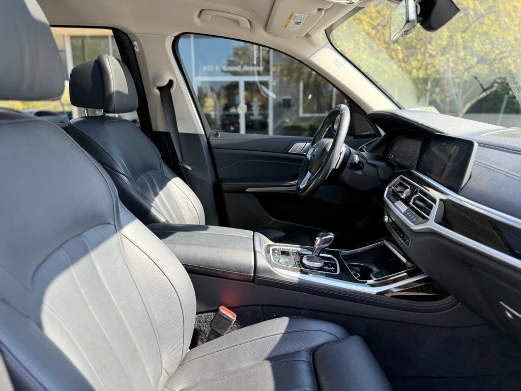 Used 2021 BMW X7 xDrive40i AWD/4WD image 28