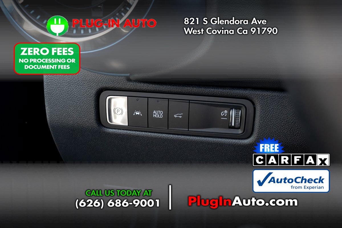 Used 2024 Chevrolet Equinox EV LT w/ LPO, Blackout Package FWD image 23