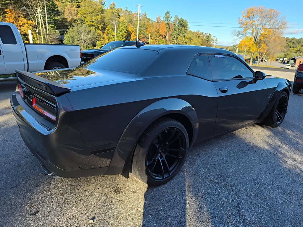 Used 2021 Dodge Challenger R/T Scat Pack RWD image 5