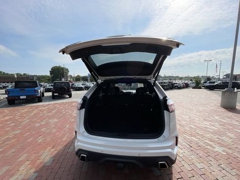 Used 2019 Ford Edge ST w/ Cold Weather Package AWD/4WD image 34