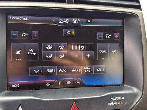 Used 2013 Ford Edge SEL FWD image 20