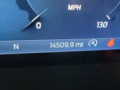 Used 2024 Ford Ranger Lariat w/ FX4 Off-Road Package image 19