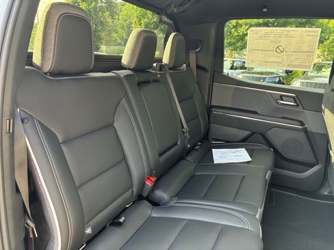 New 2026 GMC Sierra EV Elevation w/ Premium Package AWD/4WD image 29