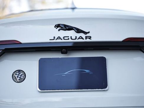 New 2024 Jaguar XF R-Dynamic SE image 12