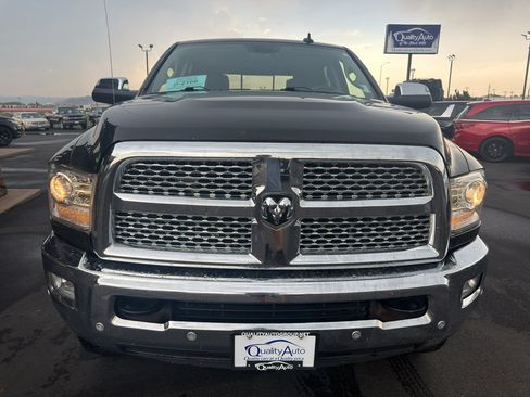 Used 2018 RAM 2500 Laramie AWD/4WD image 3