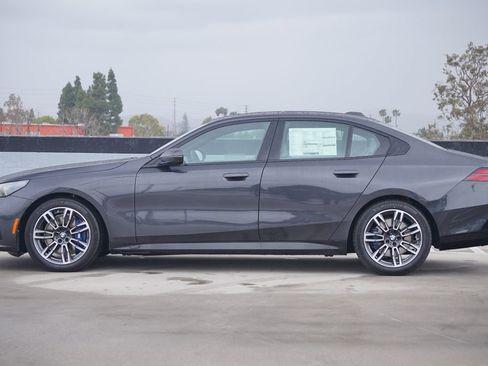 New 2026 BMW 540i xDrive w/ M Sport Package image 4