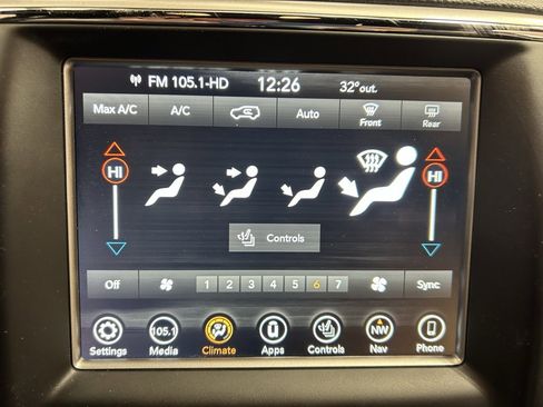 Used 2018 Jeep Grand Cherokee Altitude image 16