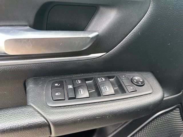 Used 2020 RAM 1500 Big Horn AWD/4WD image 20