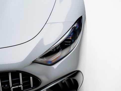 Used 2023 Mercedes-Benz SL 55 AMG 4MATIC image 12