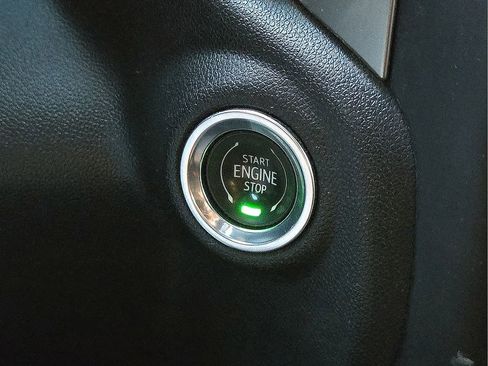 Used 2020 Chevrolet Silverado 1500 LT w/ All-Star Edition image 30