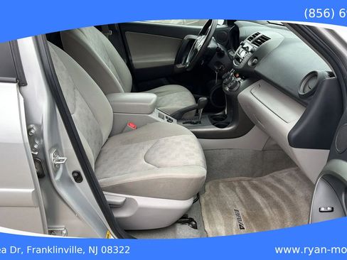 Used 2011 Toyota RAV4 4WD w/ Base L4 Extra Value Pkg image 14