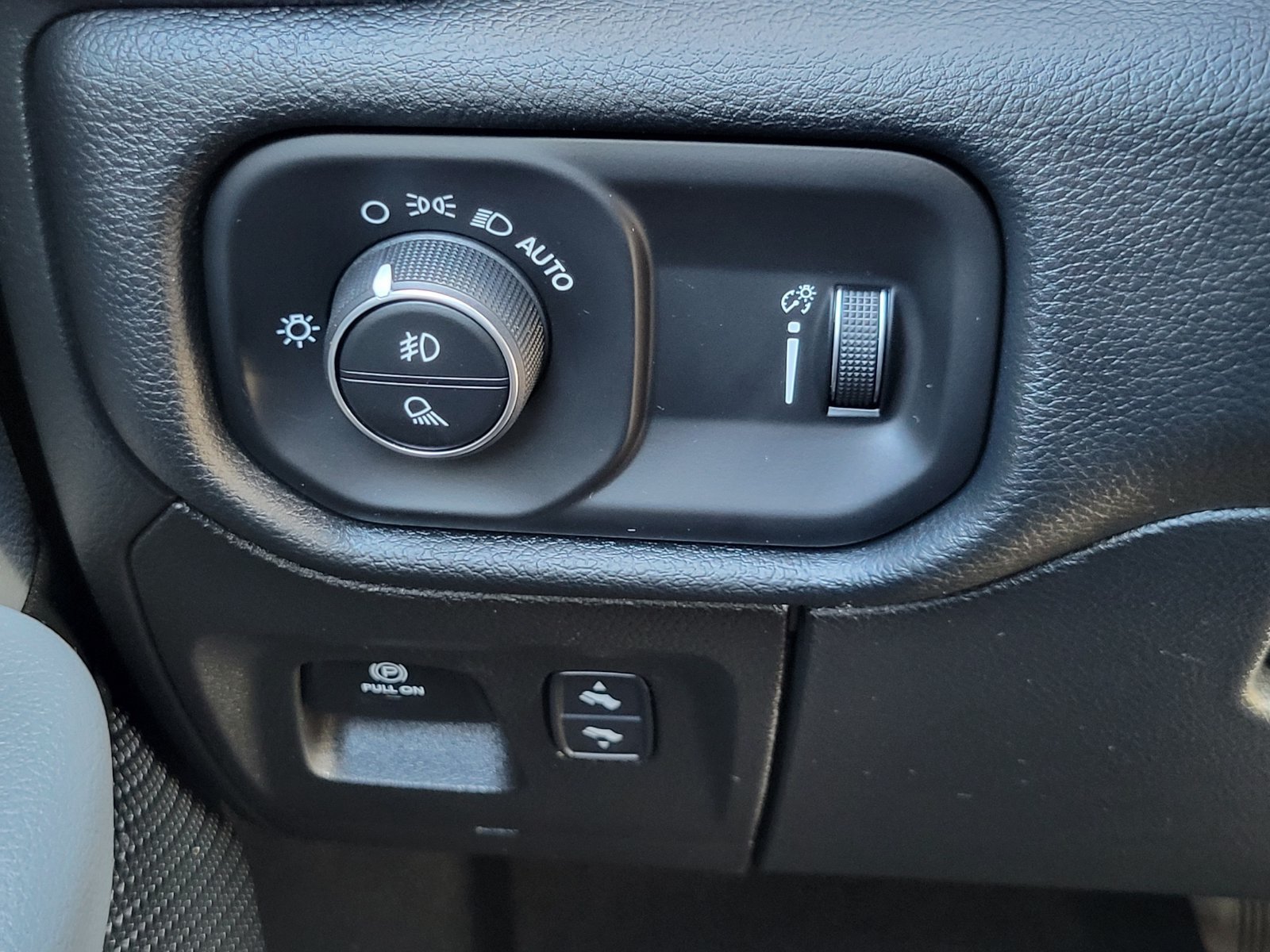 Used 2021 RAM 1500 Big Horn AWD/4WD image 15