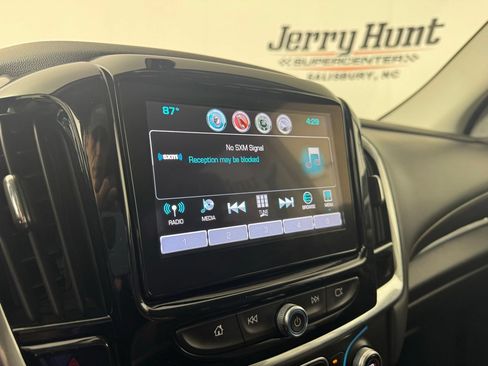 Used 2018 Chevrolet Traverse LT FWD image 12
