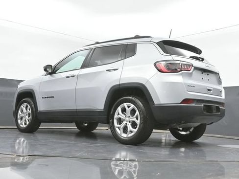 Used 2024 Jeep Compass Latitude AWD/4WD image 42
