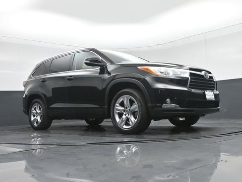 Used 2016 Toyota Highlander Limited image 70