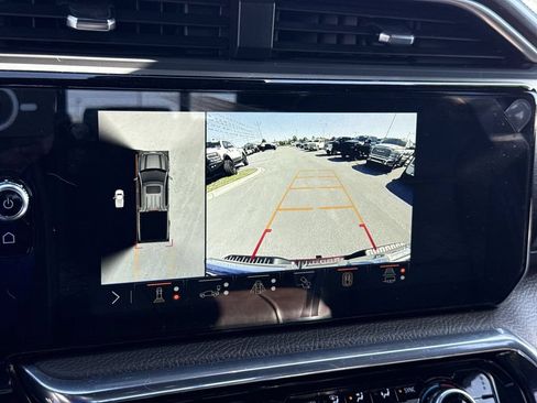 Used 2024 GMC Sierra 1500 Denali AWD/4WD image 28