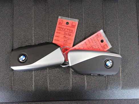 New 2026 BMW X5 xDrive40i w/ Climate Comfort Package image 28