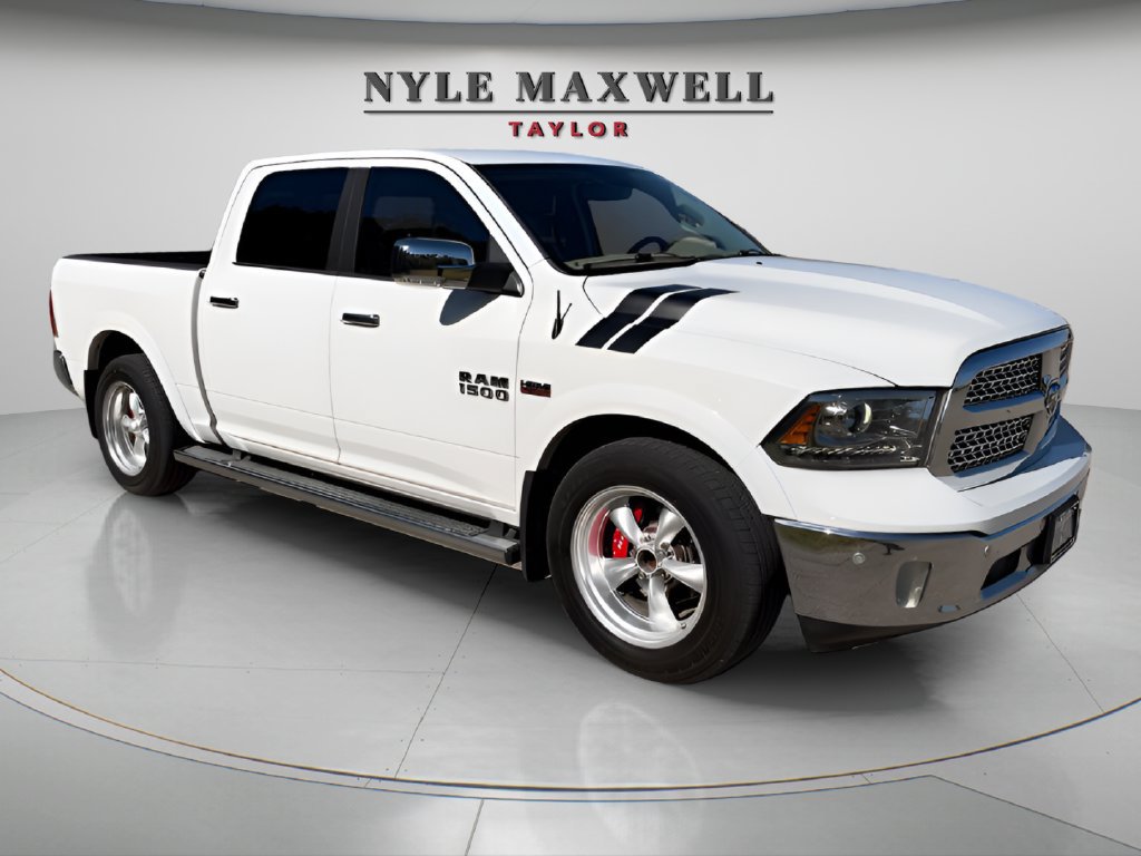 Used 2016 RAM 1500 Laramie w/ Convenience Group RWD image 4