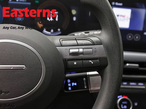 Used 2025 Hyundai Sonata SEL FWD image 16
